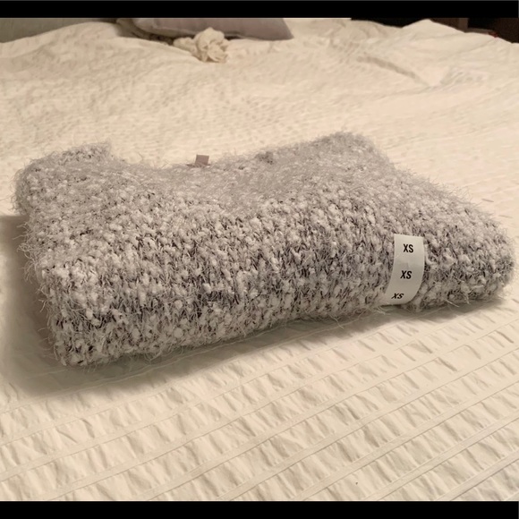 SO V-Neck Sweater - Picture 3 of 3